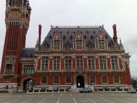calais-mairie-1-[800x600].jpg Calis city hall
